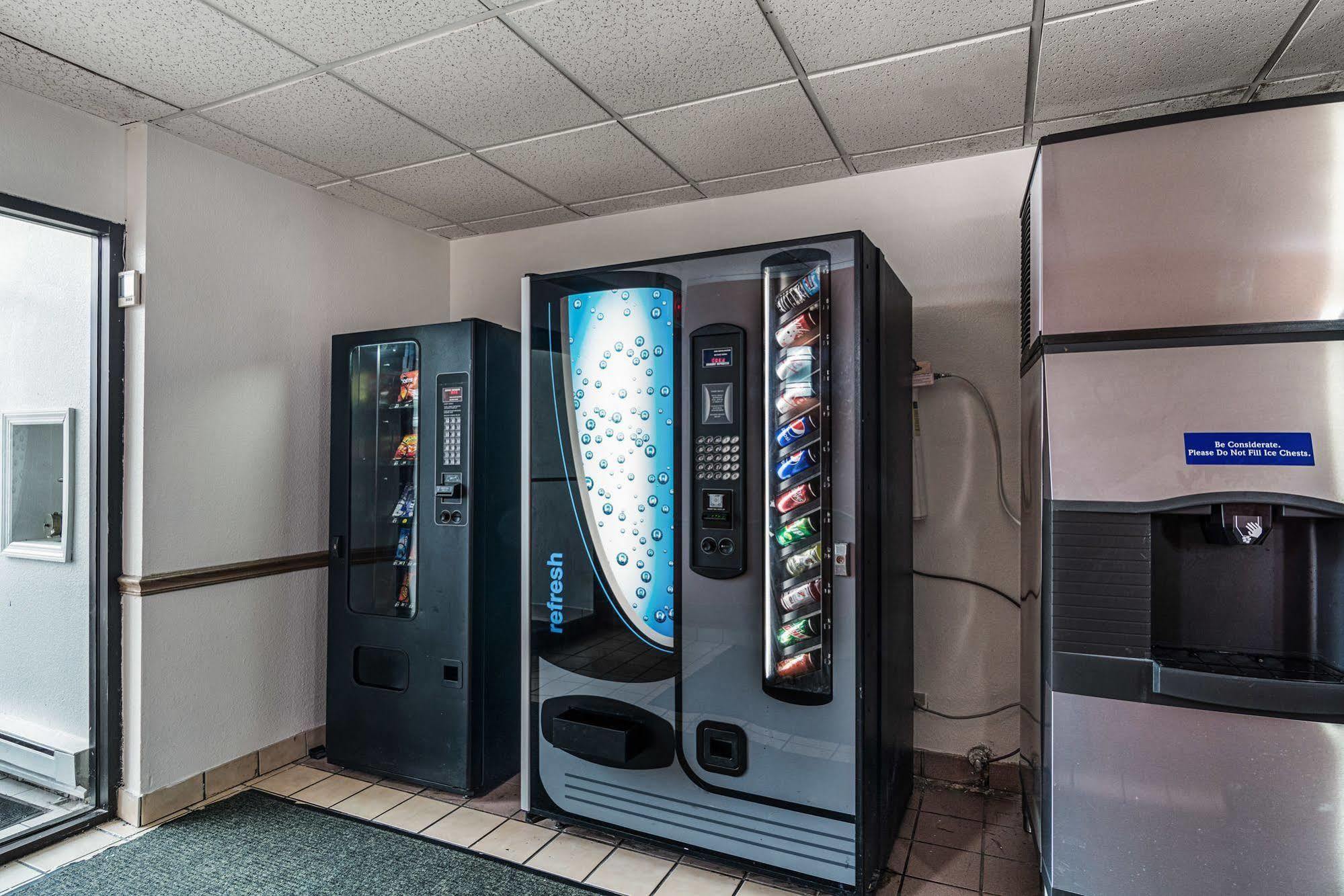 Motel 6-Libertyville, Il ภายนอก รูปภาพ