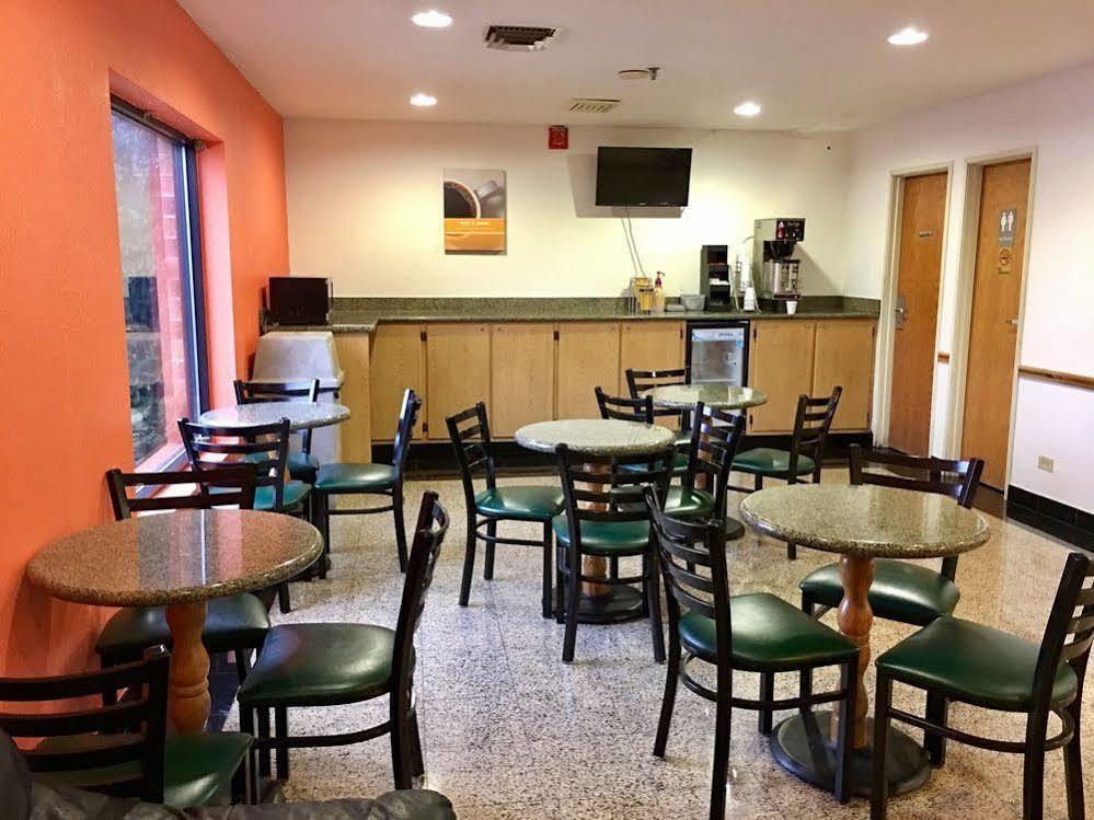 Motel 6-Libertyville, Il ภายนอก รูปภาพ
